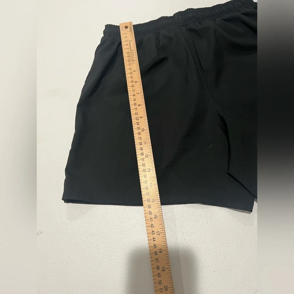 Nike teens  Athletic Black Shorts 18/20 years